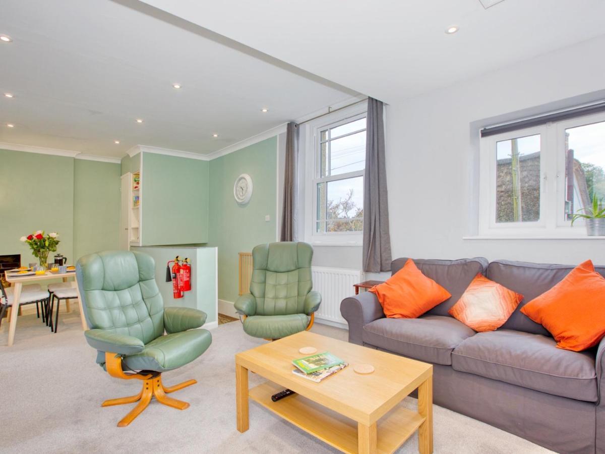 Pass The Keys Lovely 2-Bed Apartment Colyton Near Jurassic Coast Exterior photo